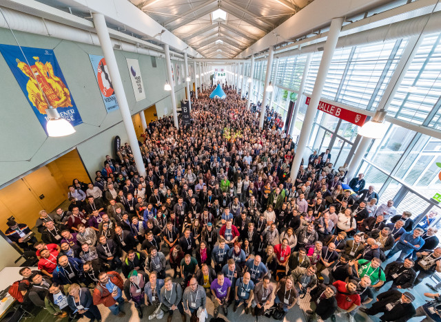 around 1700 people group picture